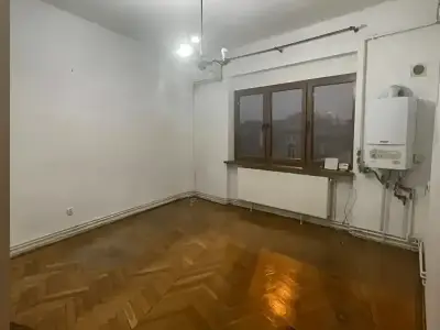 Apartament de vanzare Sector 4 Bucuresti camera luminoasa